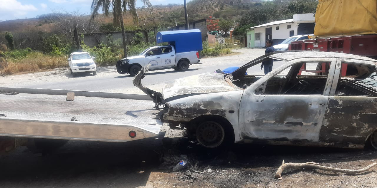 Se incendia automóvil en taller mecánico | El Imparcial de Oaxaca