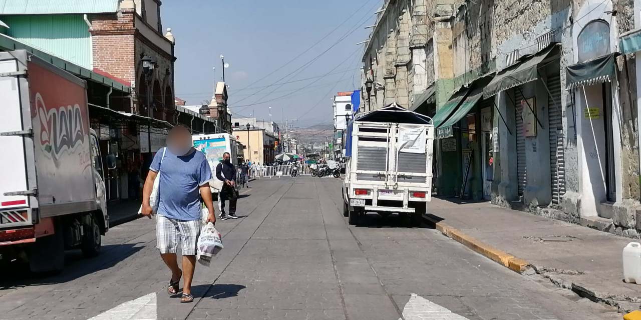 Restringen nuevamente el paso vehicular en la calle Las Casas, ciudad de Oaxaca | El Imparcial de Oaxaca