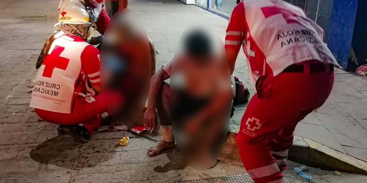 Joven agrede con machete a dos hombres en Puerto Escondido