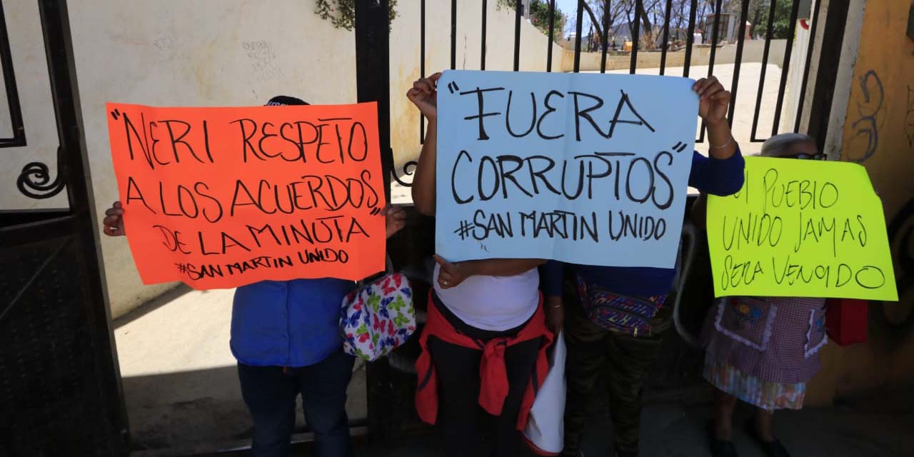 Vecinos de San Martín Mexicápam toman panteón en protesta contra autoridad auxiliar