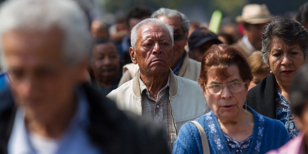 Por digitalización, adultos mayores los más afectados: Condusef | El Imparcial de Oaxaca