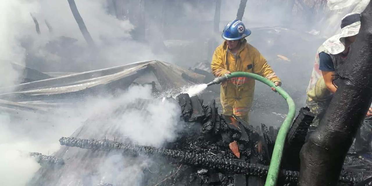 Quema de basura provoca incendio en taller de carpintería | El Imparcial de Oaxaca