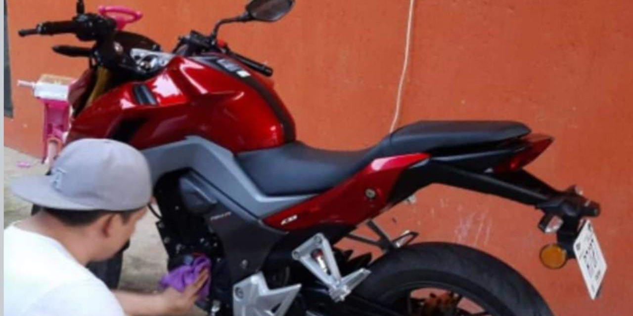 Roban moto en la colonia Reforma