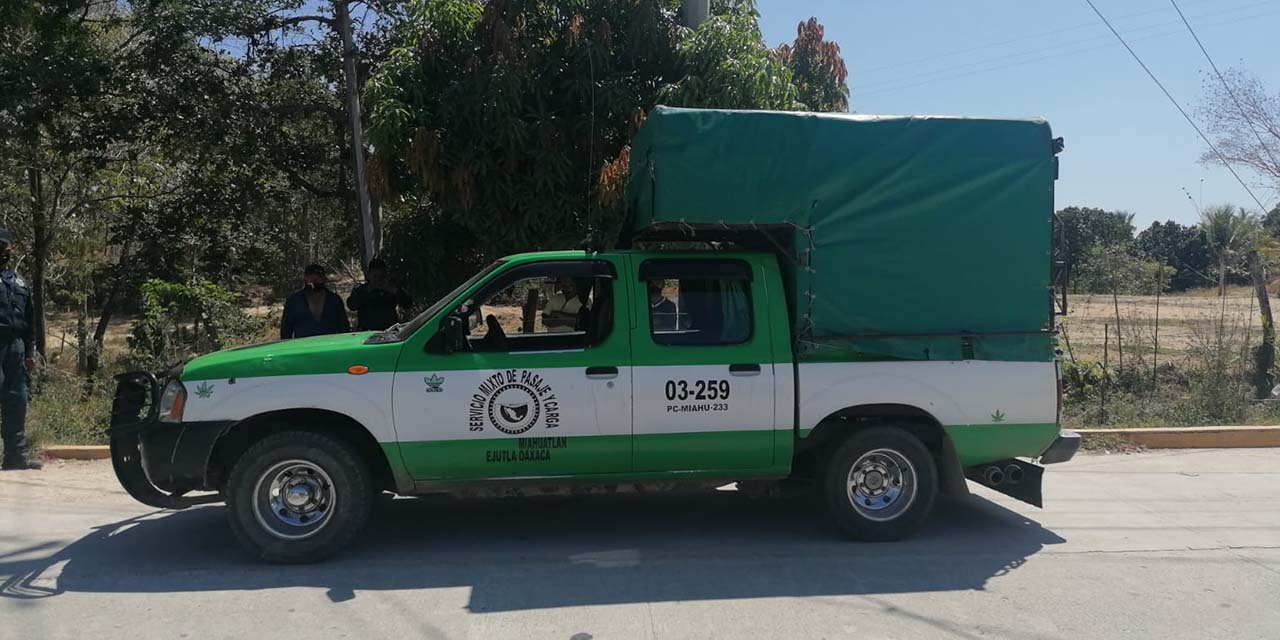 Aseguran camioneta pasajera con reporte de robo | El Imparcial de Oaxaca