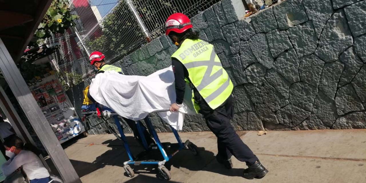 Atropellan a dos policías; manifestaciones retrasan auxililios | El Imparcial de Oaxaca