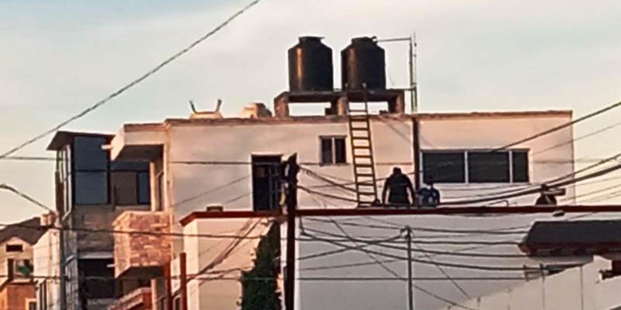 Trabajador recibe potente descarga eléctrica | El Imparcial de Oaxaca
