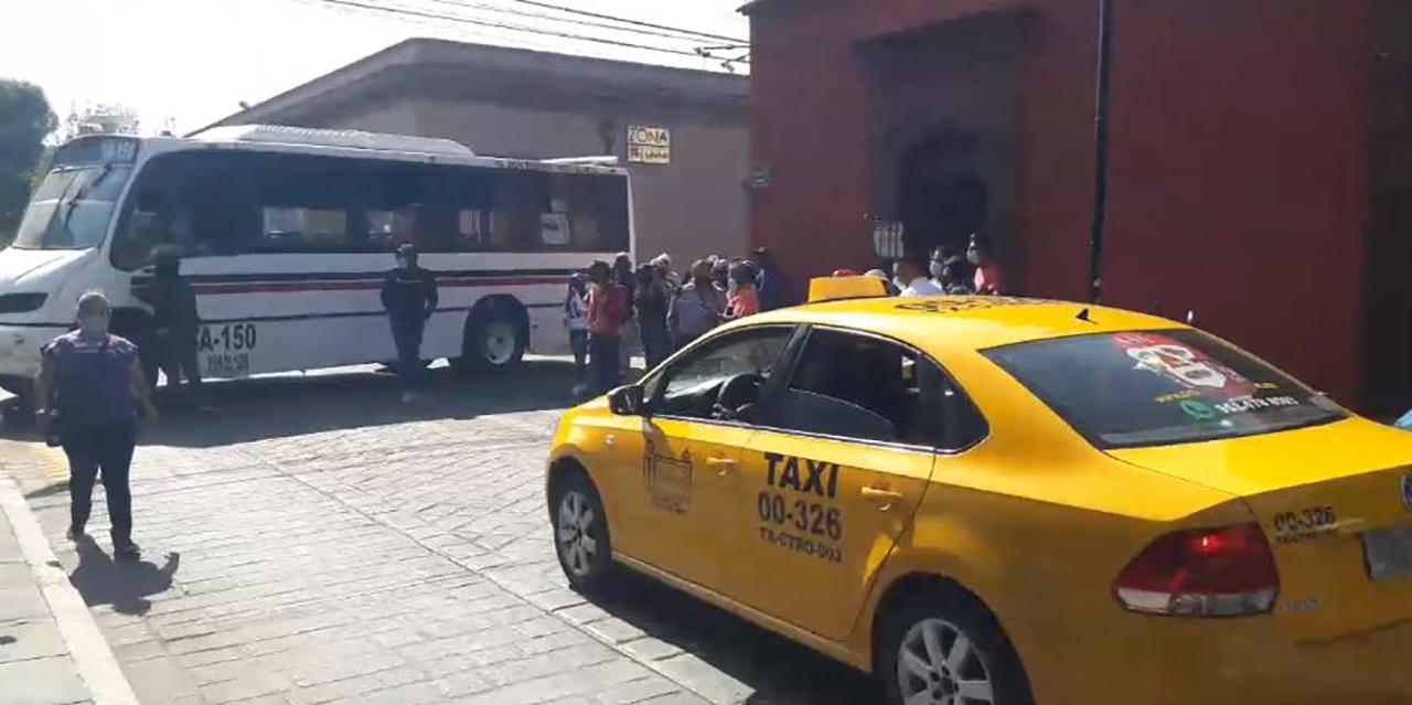 Taxista impide que bebé nazca en plena manifestación de normalistas | El Imparcial de Oaxaca