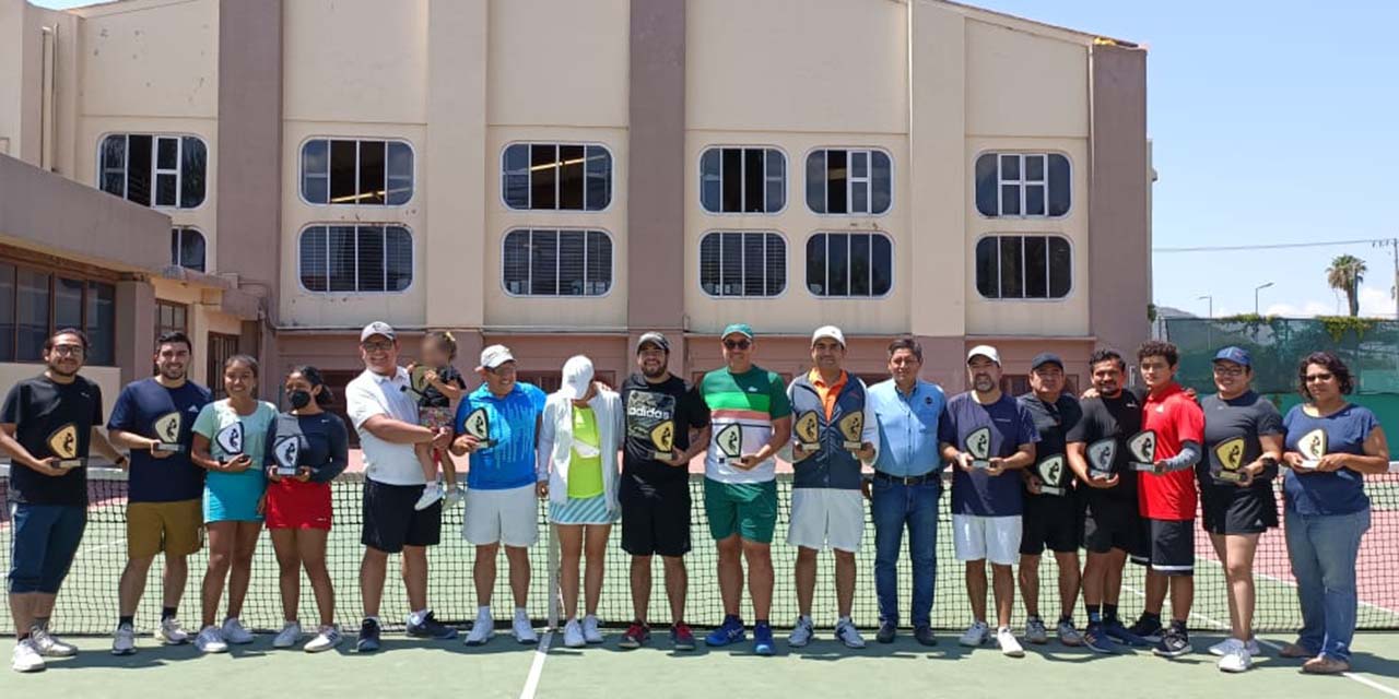 Concluyó con éxito el torneo de dobles | El Imparcial de Oaxaca