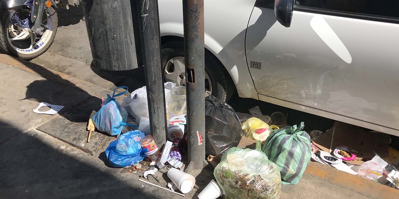 Capitalinos y abandono de basura en las calles | El Imparcial de Oaxaca