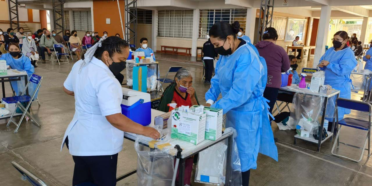 Aplicaron 2 mil vacunas anticovid en Huajuapan | El Imparcial de Oaxaca