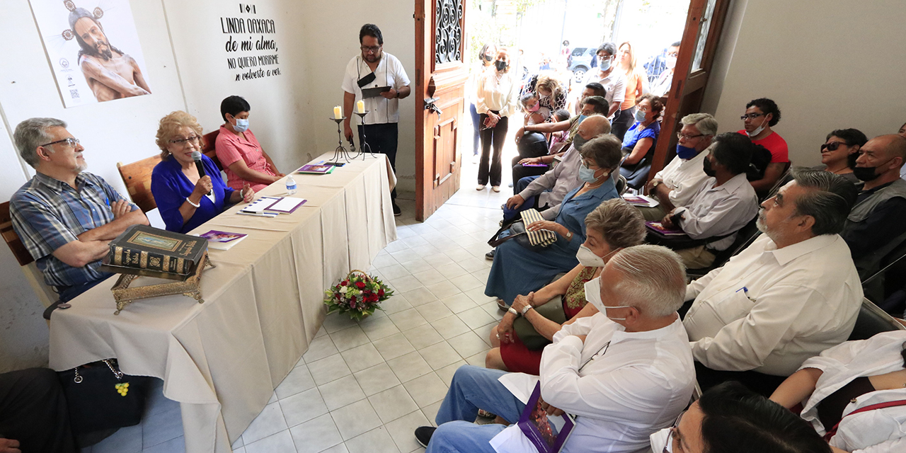 Plasman la Procesión del Silencio en un libro | El Imparcial de Oaxaca