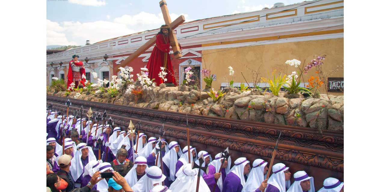 La Antigua Guatemala reboza de fe en Semana Santa | El Imparcial de Oaxaca