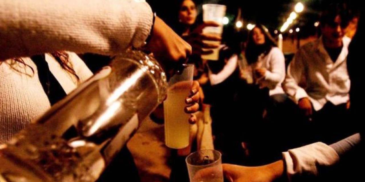 Multan a 17 bares y antros por exceder el horario permitido | El Imparcial de Oaxaca