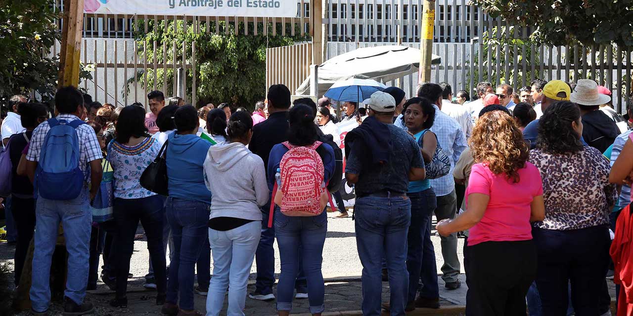 ¡Pónganse a trabajar! Exige STEUABJO a la Junta Local | El Imparcial de Oaxaca