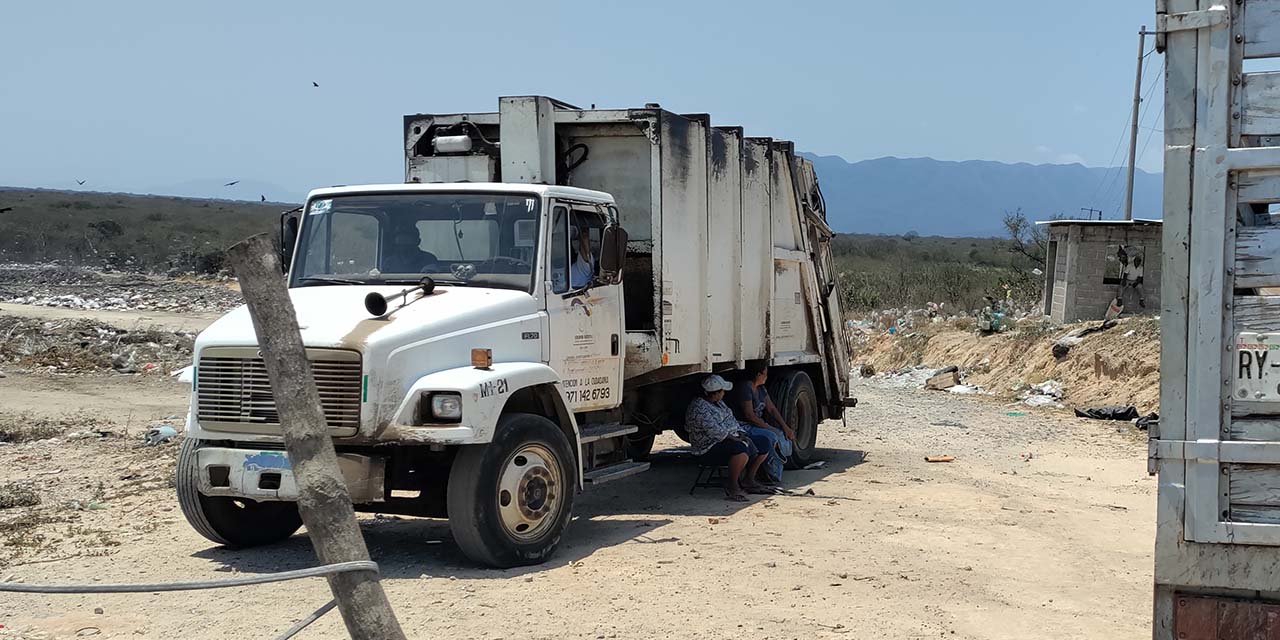 Sindicalistas bloquean el acceso al basurero de Ciudad Ixtepec | El Imparcial de Oaxaca