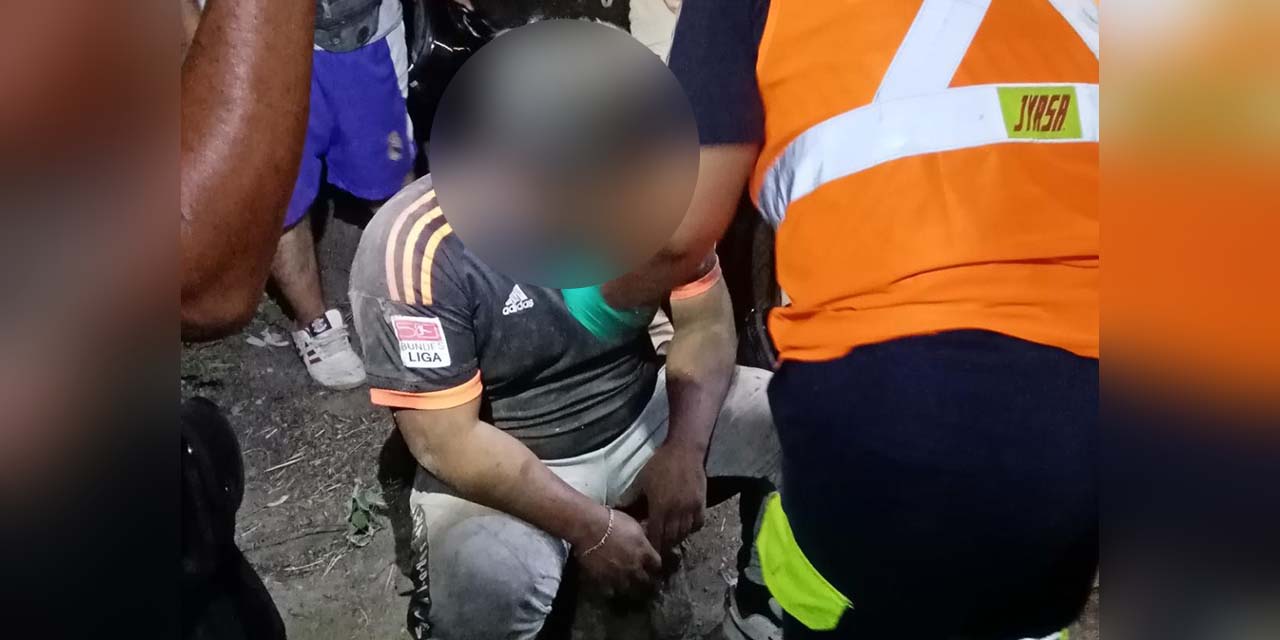 Hombre queda herido al derrapar en su moto | El Imparcial de Oaxaca