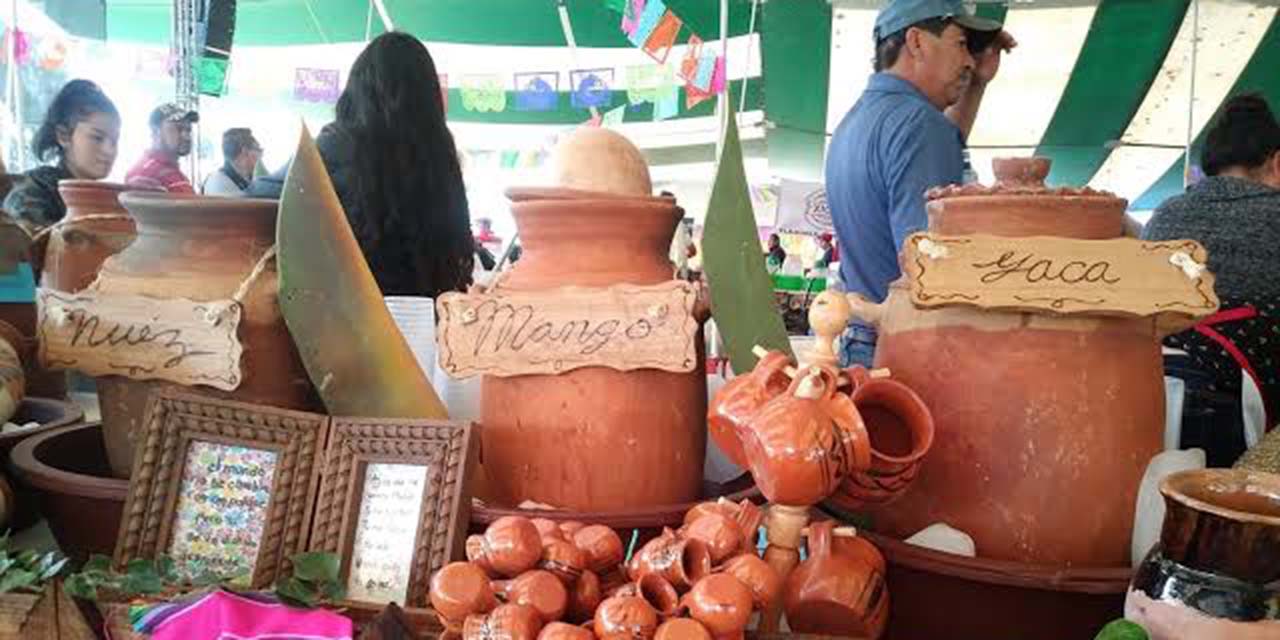 Reactivan economía de Tilantongo con Feria Regional del Pulque | El Imparcial de Oaxaca