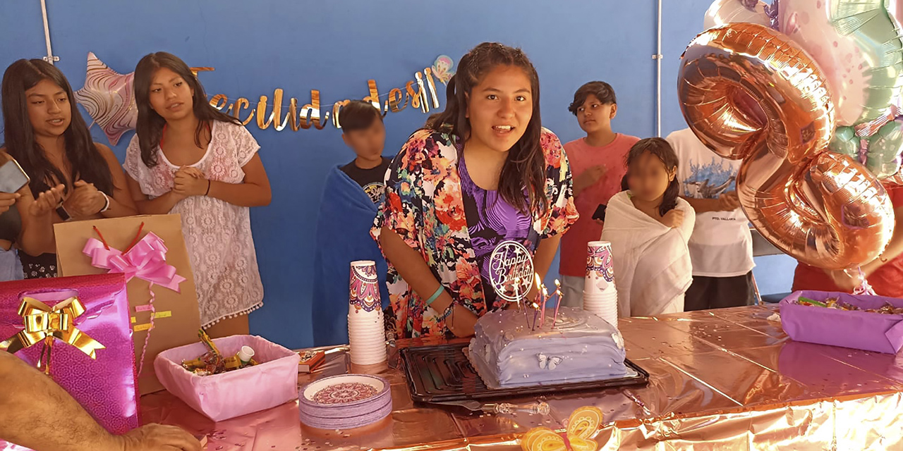 Festeja su cumpleaños con divertida albercada | El Imparcial de Oaxaca