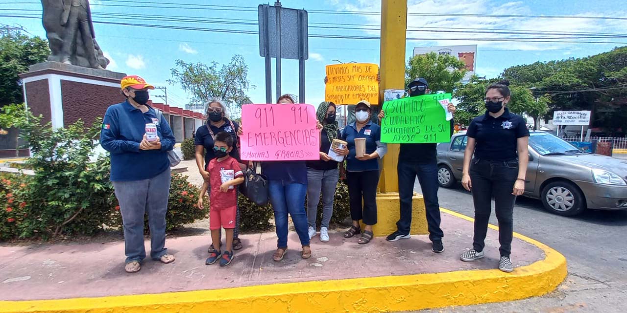 Trabajadores del 911 del Istmo exigen pago de salarios caídos | El Imparcial de Oaxaca
