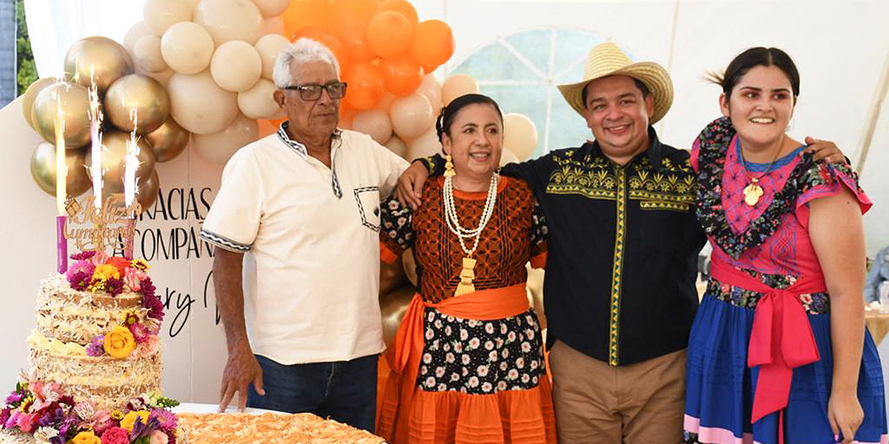 Celebra Mary un año más de vida
