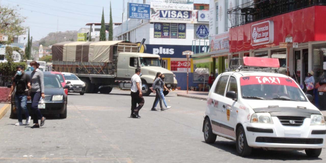 Piden respeto a ambulantaje y base de taxis del mercado | El Imparcial de Oaxaca