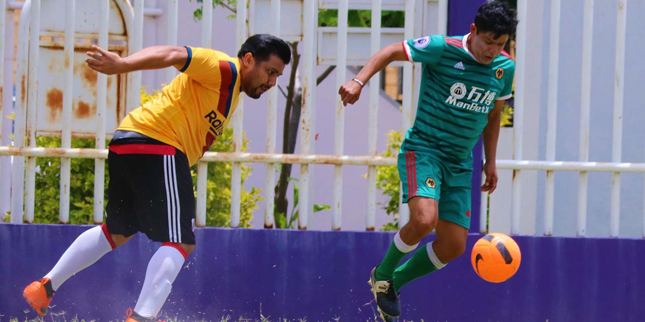 Regresa el futbol en Liga Premier de veteranos | El Imparcial de Oaxaca