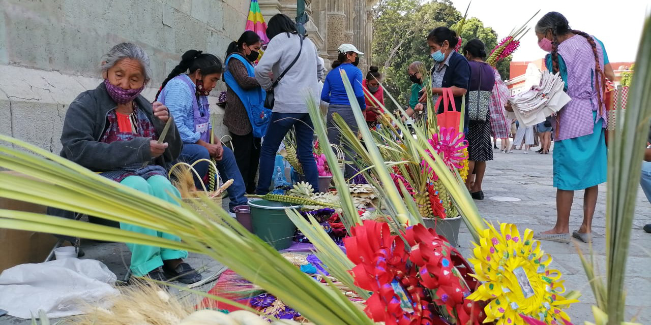 Tras dos años de pandemia, artesanas de la Mixteca reactivan venta de artesanías | El Imparcial de Oaxaca