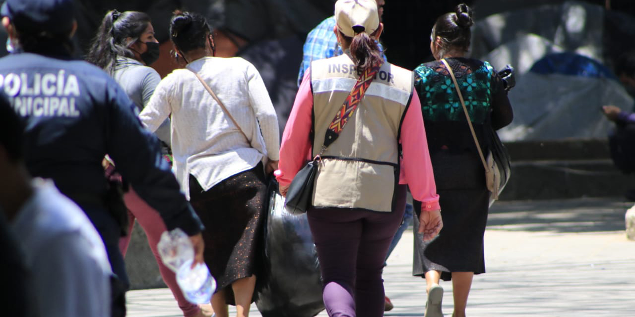 Retiran comerciantes ambulantes del Centro Histórico de Oaxaca | El Imparcial de Oaxaca