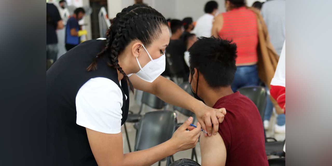Apenas 20% de menores de 17 años con segundas dosis anticovid | El Imparcial de Oaxaca