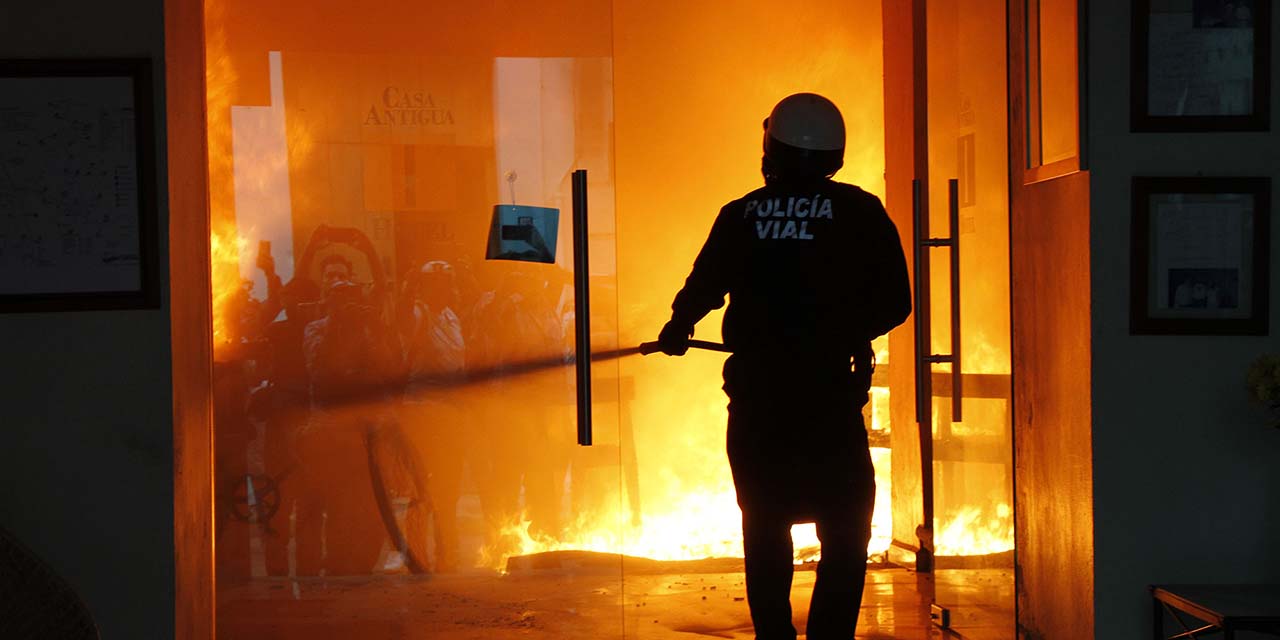 Se incendia hotel capitalino | El Imparcial de Oaxaca