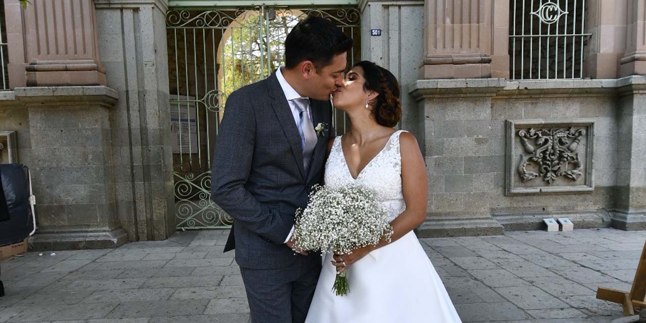 Carolina y José unen sus vidas en matrimonio | El Imparcial de Oaxaca