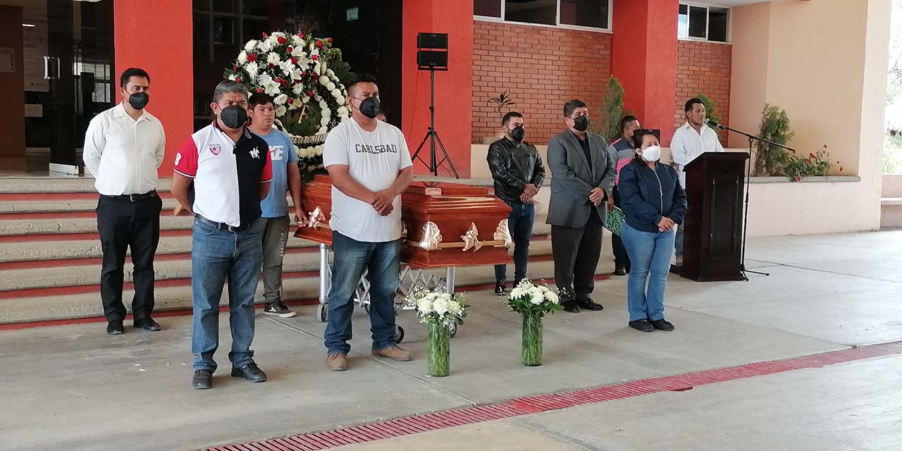 Rinden homenaje a gestor mixteco | El Imparcial de Oaxaca