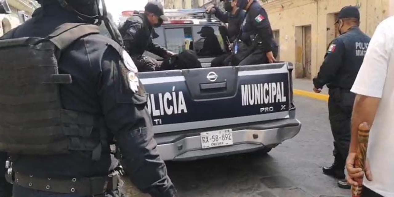 Lo detienen por robar en tienda musical | El Imparcial de Oaxaca
