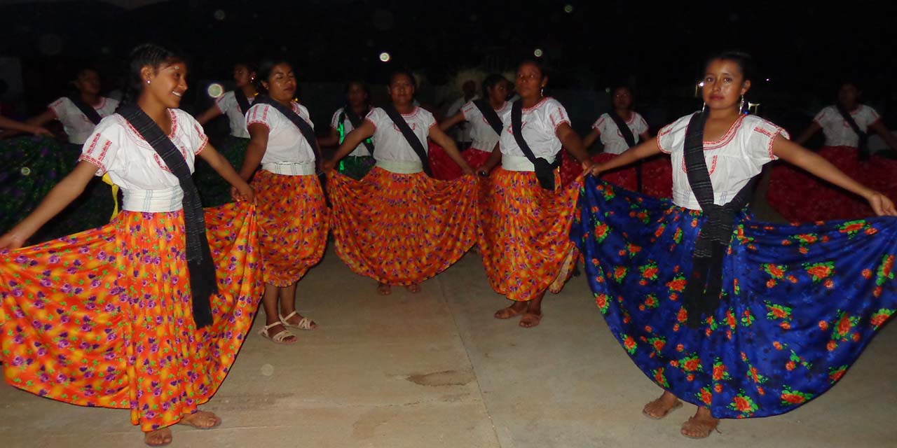 Infunden vida a la Danza del Mecate en la Mixteca | El Imparcial de Oaxaca