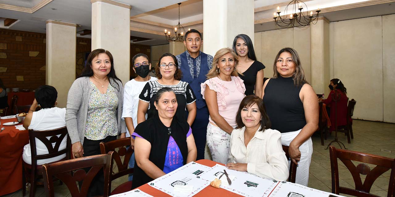 Festejan a las madres; reconocen esfuerzo y dedicación | El Imparcial de Oaxaca