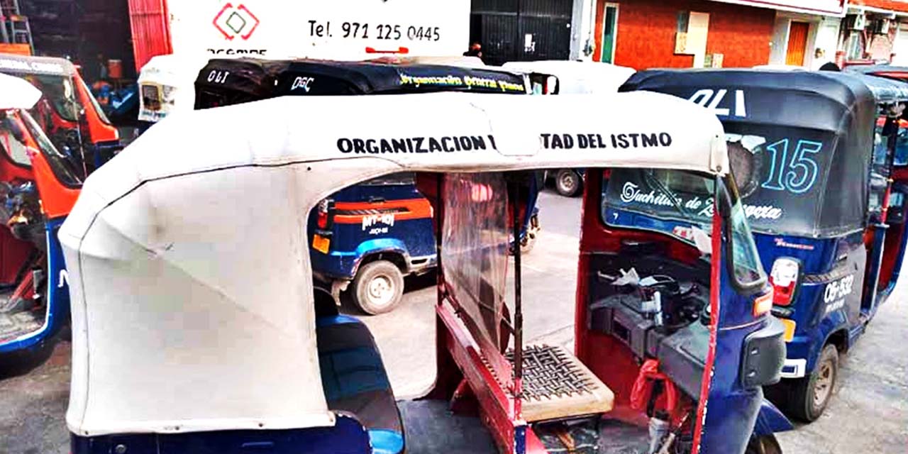 Se manifiestan mototaxistas, piden la introducción de drenaje en colonia popular | El Imparcial de Oaxaca