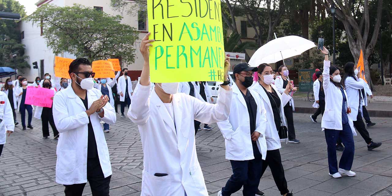 Bajo amenazas y con promesas, levantan paro en el Hospital Civil | El Imparcial de Oaxaca