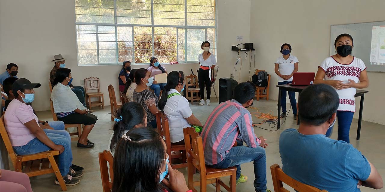 Imparten taller para prevenir el abuso infantil en San Miguel Santa Flor | El Imparcial de Oaxaca
