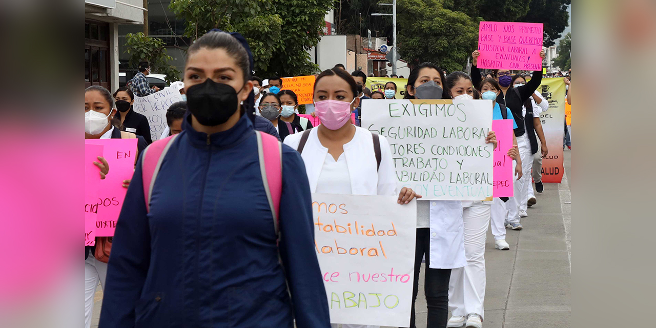Contratan a médicos cubanos y despide a oaxaqueños: FNF | El Imparcial de Oaxaca