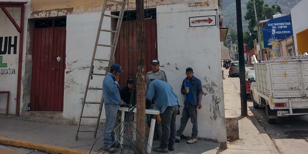 Instalan nueva red telefónica en Cuicatlán | El Imparcial de Oaxaca