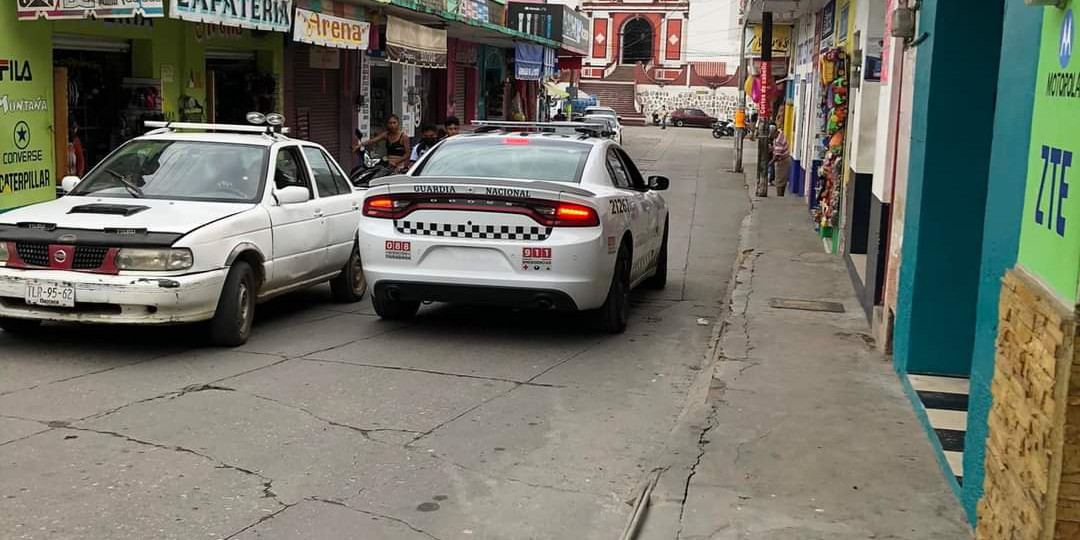 Como Juan de Dios por su casa, Guardia Nacional en Pochutla | El Imparcial de Oaxaca