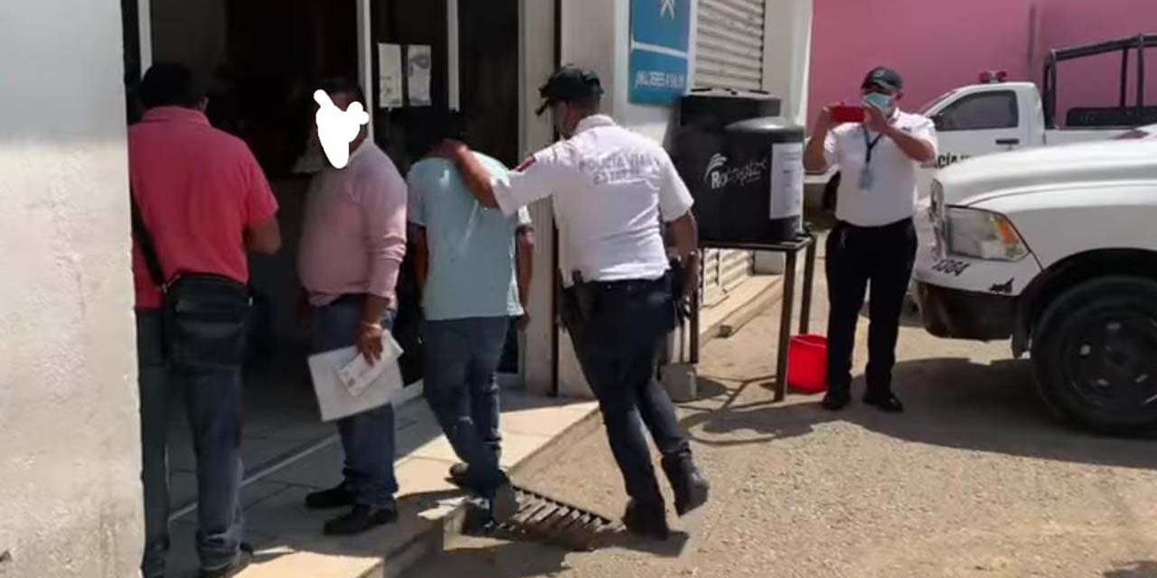 Exhiben a taxista por ser ‘machito’ con las mujeres | El Imparcial de Oaxaca