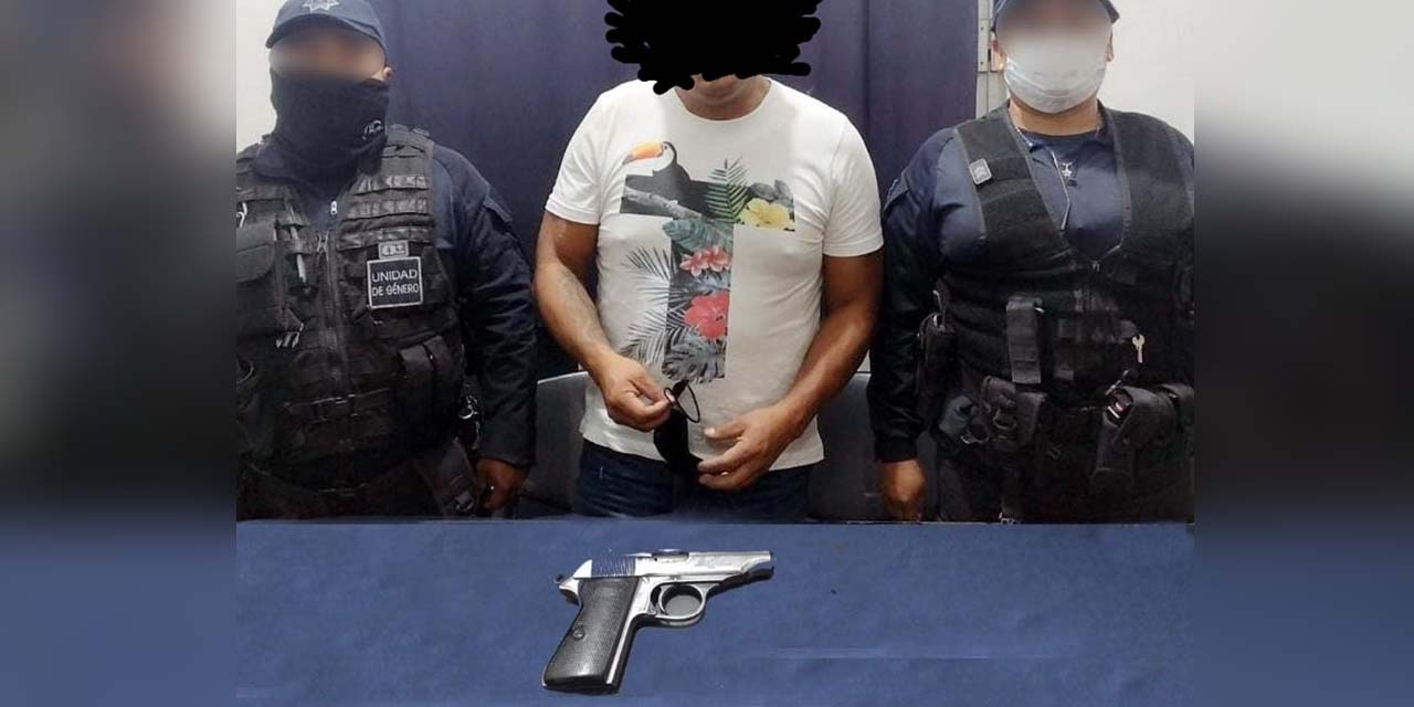 Portaba arma de fuego sin licencia | El Imparcial de Oaxaca