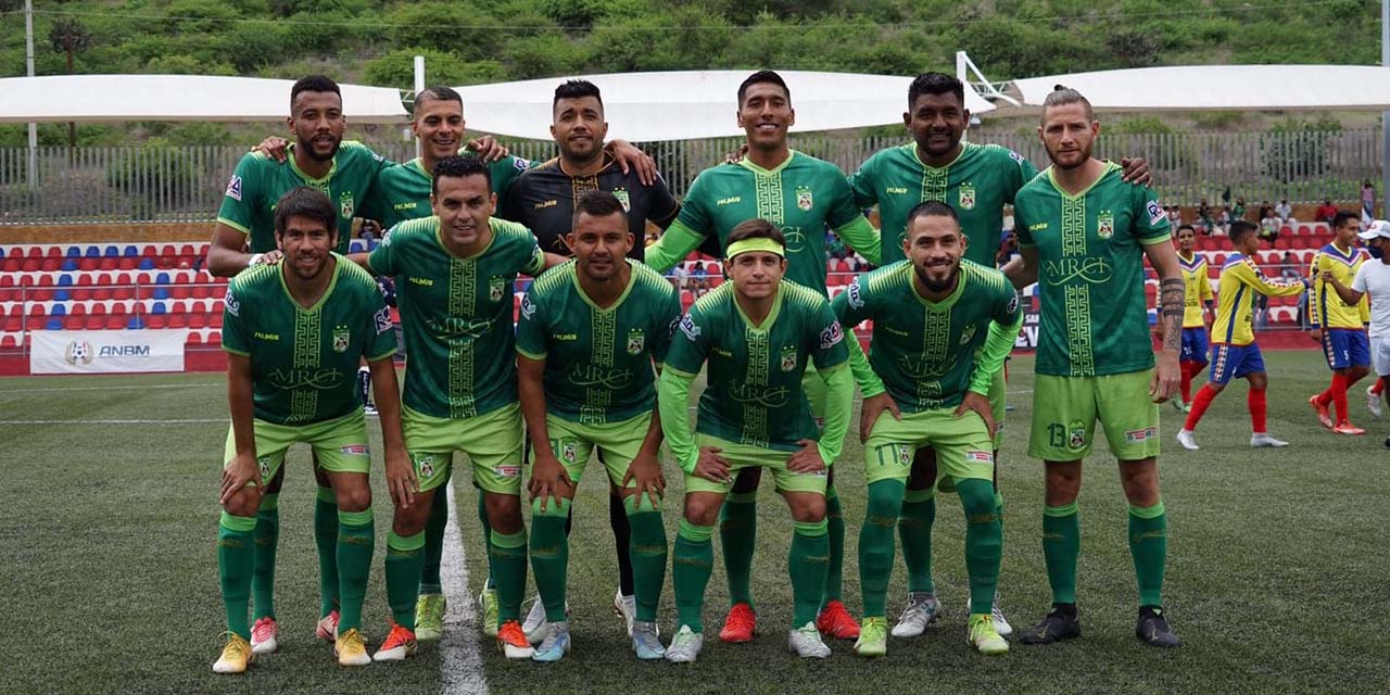 Los Chapulineros sacaron empate y perdieron el liderato de la Liga | El Imparcial de Oaxaca