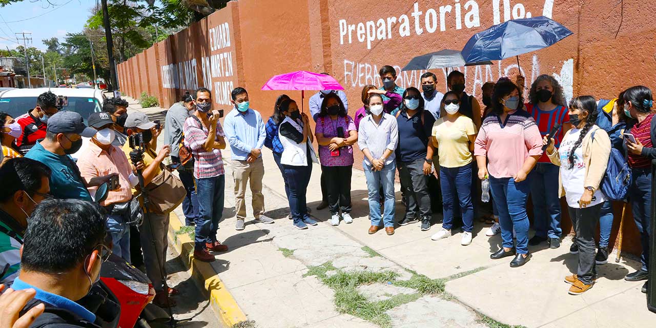 Acusa directora de Prepa 7, violencia política por razón de género | El Imparcial de Oaxaca