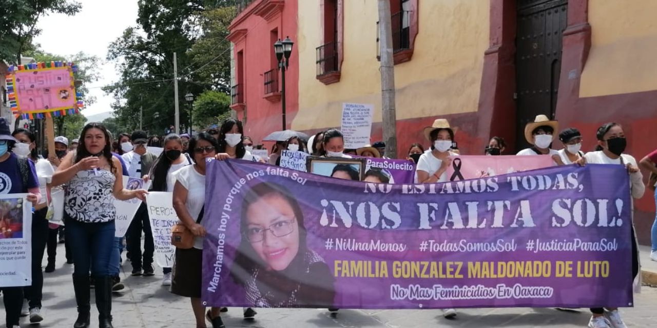Con marcha, exigen justicia por feminicidio de Soledad | El Imparcial de Oaxaca