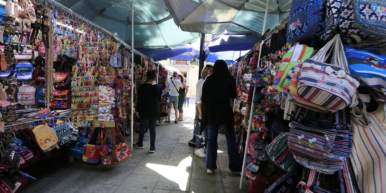 Crece mancha de la informalidad laboral | El Imparcial de Oaxaca