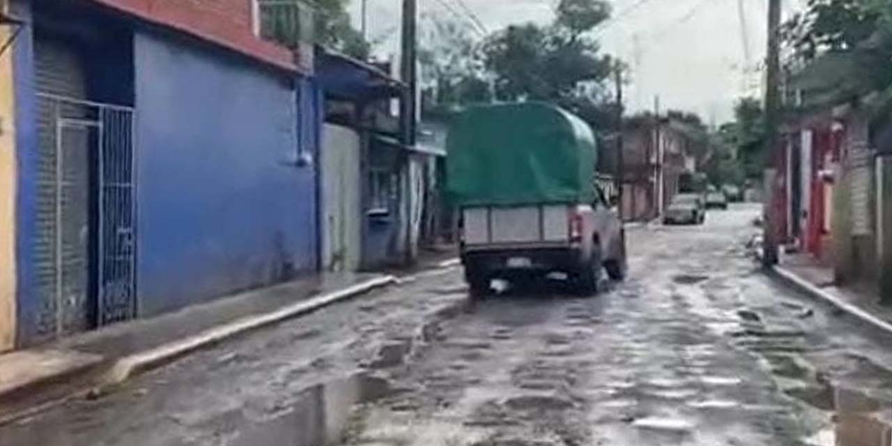 Vecinos de Mogoné exigen reparación de carretera | El Imparcial de Oaxaca