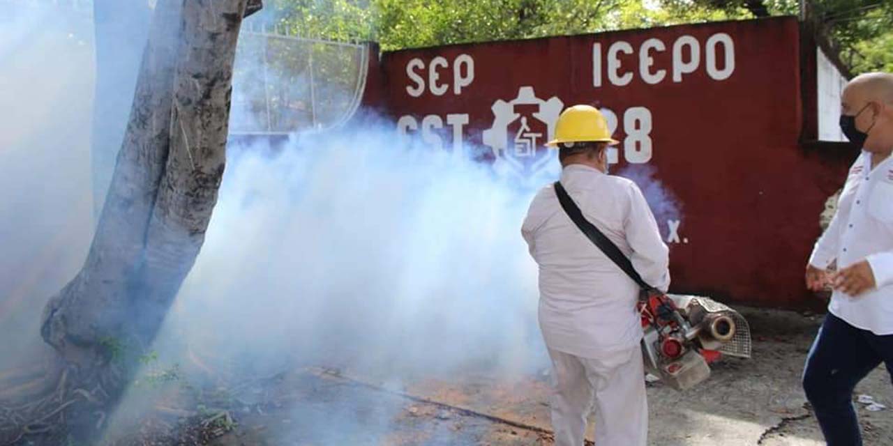 Fumigan planteles educativos de Salina Cruz | El Imparcial de Oaxaca