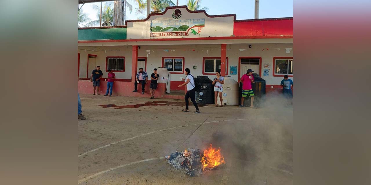 Queman papelería electoral en Tonameca, Copalita y Mazunte | El Imparcial de Oaxaca